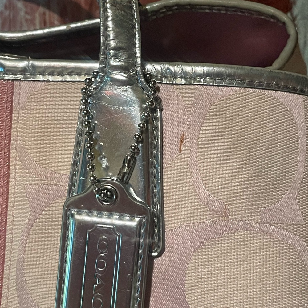 Coach Kiss Lock 3 section bag - Picture 12 of 13